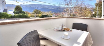 Holiday apartment mit Klimaanlage und Grill