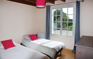 2 chambres, lit parapluie, Wi-Fi gratuit, draps fournis