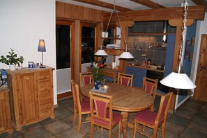 Dining - 1. vacation apartment ground floor - Dat Fachwerkhus (Trassenheide)