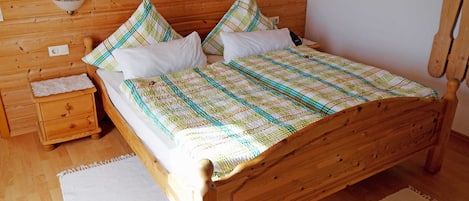 1 habitación, wifi y ropa de cama