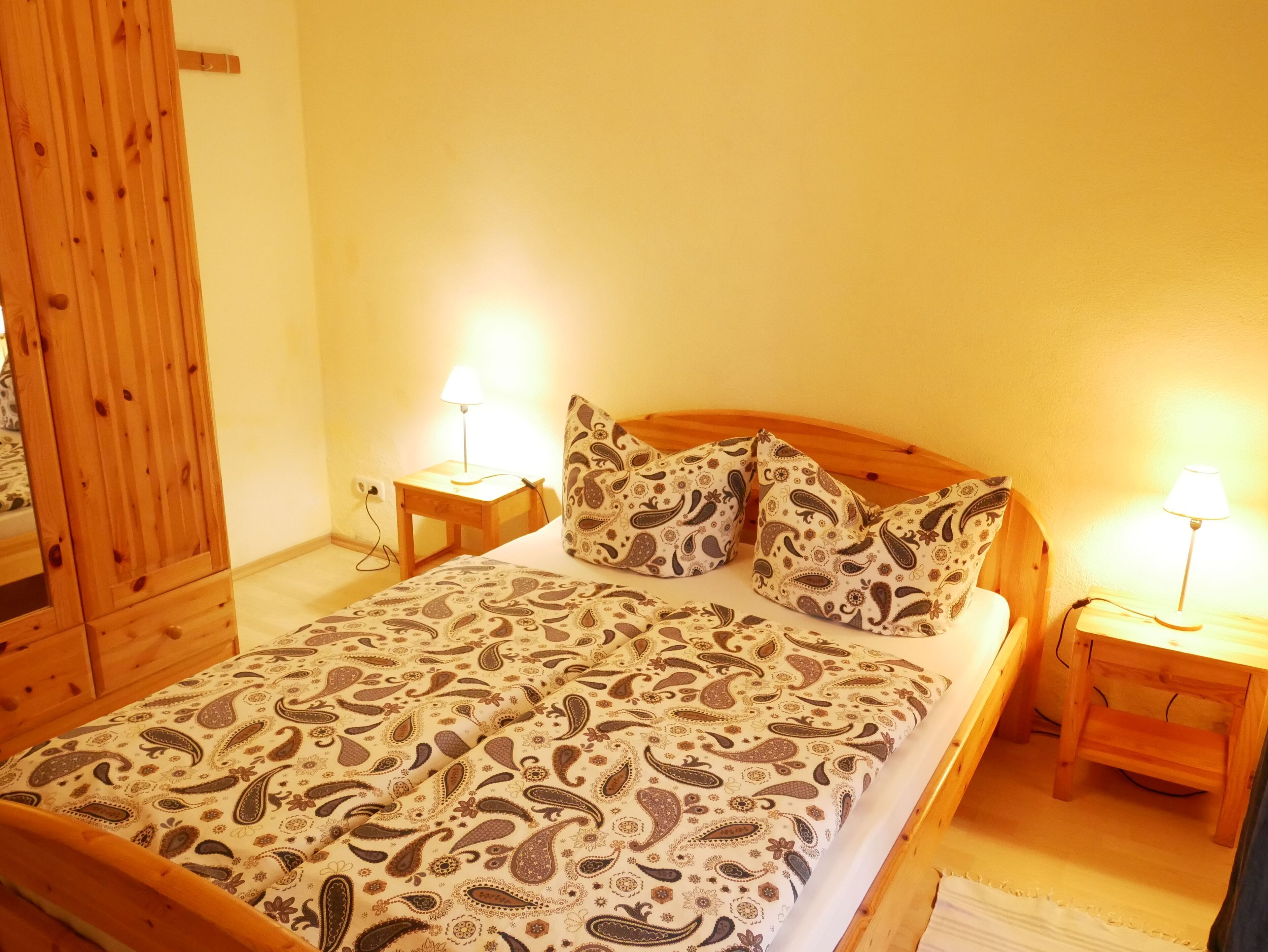 2 chambres, lit parapluie, Wi-Fi, draps fournis