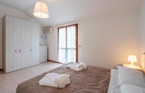 3 habitaciones y ropa de cama 