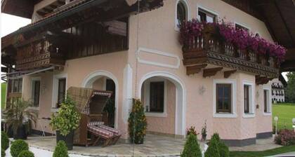 Vacation apartment Mondsee - Landhaus Widlroither