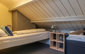 2 Schlafzimmer, Reisekinderbett, kostenloses WLAN