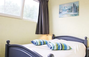 2 habitaciones, cuna de viaje y wifi gratis