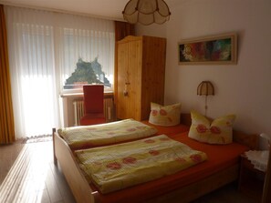 1 camera, Wi-Fi, lenzuola