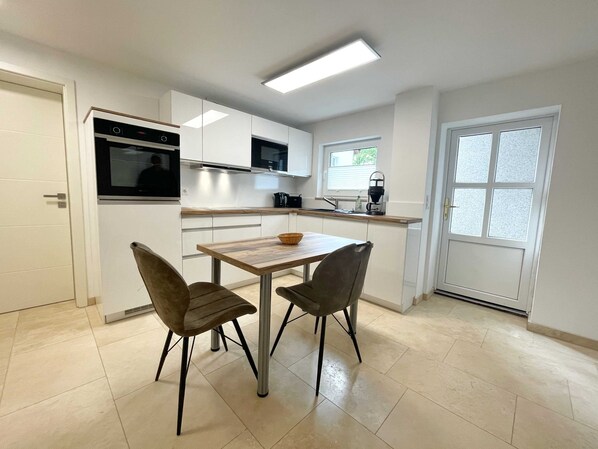 Imagen sin descripción, 1 de 15, botón