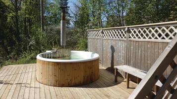 Bain à remous extérieur