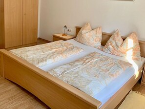 2 chambres, Wi-Fi, draps fournis