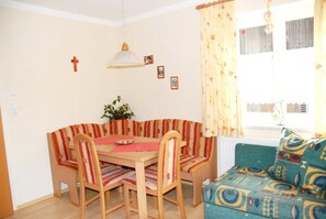 Unclassified image, 5 of 16, button - Leiten Michl - Holiday apartment 2 (Sankt Lorenz)