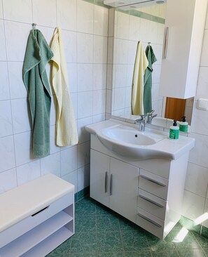 Unclassified image, 2 of 16, button - Leiten Michl - Holiday apartment 2 (Sankt Lorenz)