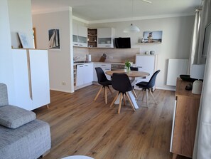 Dining - Apartment 1, ground floor, 2 rooms, Loddin - Fewos Wangemann Achterwasserblick (Loddin)