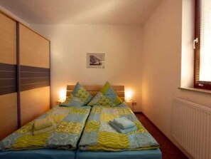 2 chambres, lit parapluie, Wi-Fi, draps fournis