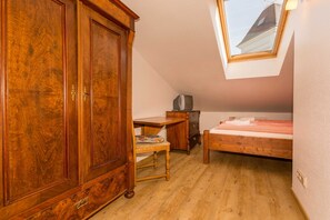 1 室のベッドルーム、WiFi、ベッドシーツ