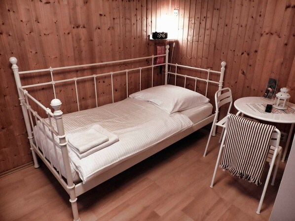 1 Schlafzimmer, Reisekinderbett, WLAN