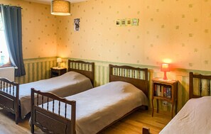 2 chambres, lit parapluie, Wi-Fi gratuit, draps fournis