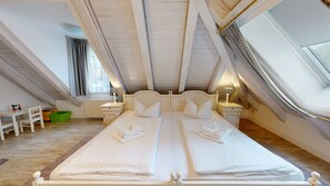 3 Schlafzimmer, Reisekinderbett, WLAN