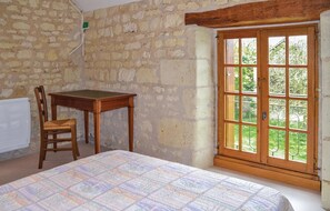 3 عدّة غرف نوم وواي فاي مجانًا وملاءات أسرّة