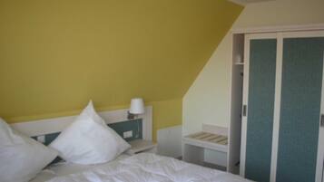 2 Schlafzimmer, Schreibtisch, WLAN, Bettwäsche