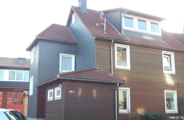 Imagen sin descripción, 1 de 16, botón