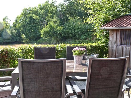 Beeck: tolle FeWo mit Terrasse und Strandkorb - Beeck: FeWo mit Terrasse und