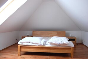 3 habitaciones, cuna de viaje y wifi 