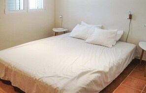 4 habitaciones, wifi gratis y ropa de cama