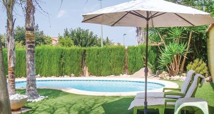 Amazing home in Riba-Roja de Túria