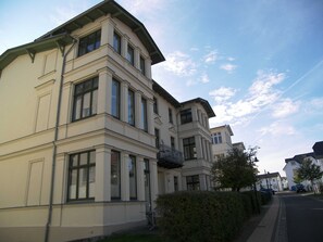 Imagen sin descripción, 5 de 10, botón