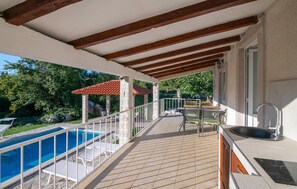 Outdoor dining - Awesome home in Radovcici (Radovcici)
