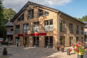 Imagem sem classificação, 2 de 16, botão