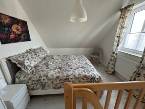 1 bedroom, WiFi, bed sheets