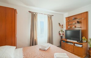 2 chambres, lit parapluie, Wi-Fi gratuit, draps fournis