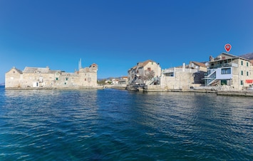 Esterni