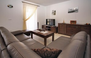 TV, DVD player