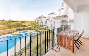 Outdoor dining - 2 bedroom gorgeous apartment in Roldán (Roldán)