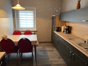 Unclassified image, 4 of 8, button - Apartment - Apartment Hellauer (Magdeburg)