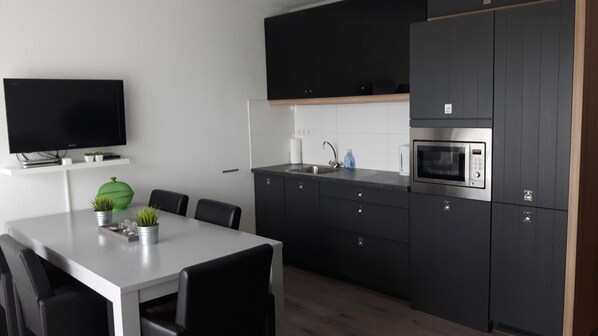 Unclassified image, 1 of 13, button