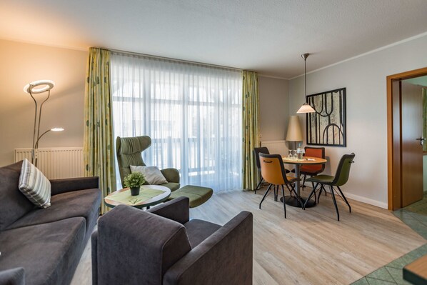 Unclassified image, 1 of 13, button