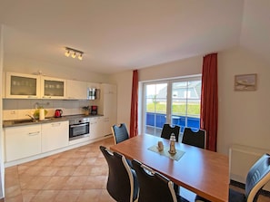 Køleskab, mikrobølgeovn, ovn, opvaskemaskine