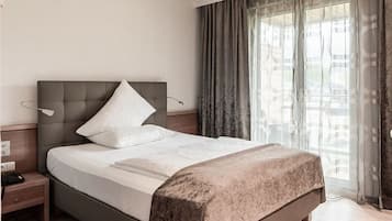 1 bedroom, in-room safe, desk, WiFi