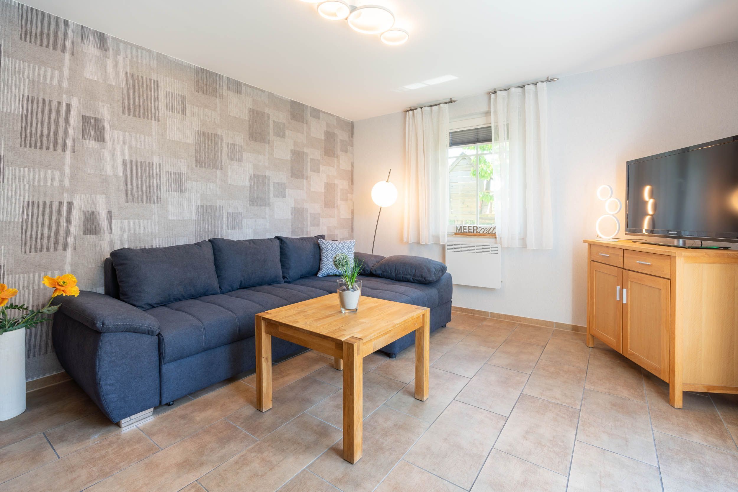 Televisión, chimenea