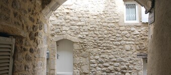 Stunning home in Reillanne with WiFi