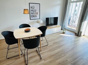 Imagen sin descripción, 3 de 16, botón