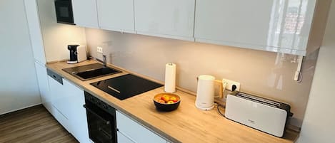 Fridge, microwave, oven, dishwasher