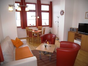 TV - Apartment 9 - Villa Meerblick - Ledwig, Villa Sea view (Heringsdorf)