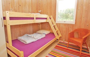 3 chambres, lit parapluie