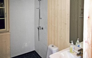 Shower - Lovely home in Gålå with sauna (Gålå)