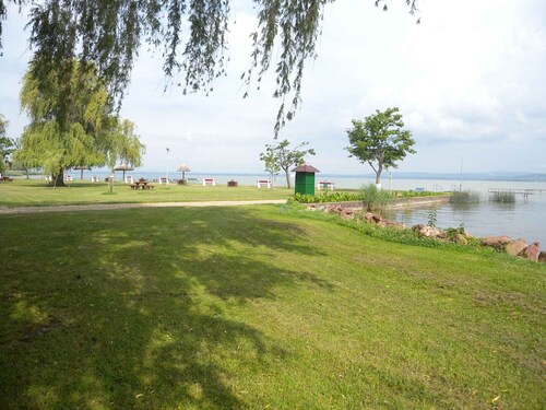 Holiday apartment only 50 m from the beach