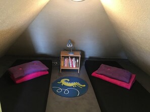 2 camere, culla da viaggio